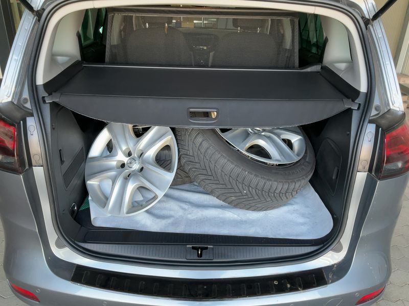 Opel Zafira Tourer 2.0 CDTI Innovation 2019 – снимка 16