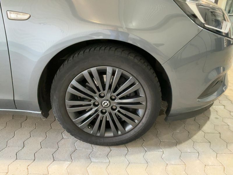Opel Zafira Tourer 2.0 CDTI Innovation 2019 – снимка 11