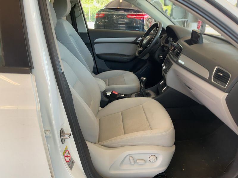 Audi Q3 2.0 TDI quattro 2013 – снимка 16
