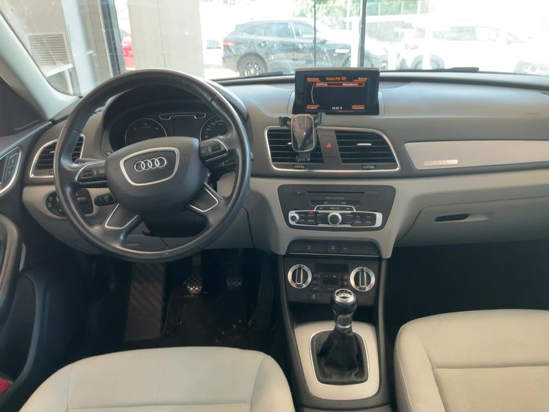 Audi Q3 2.0 TDI quattro 2013 – снимка 17