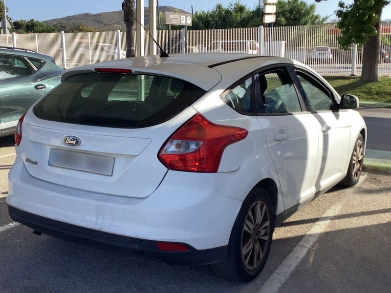 Ford Focus 1.6 TDCi Trend 2012 – снимка 8