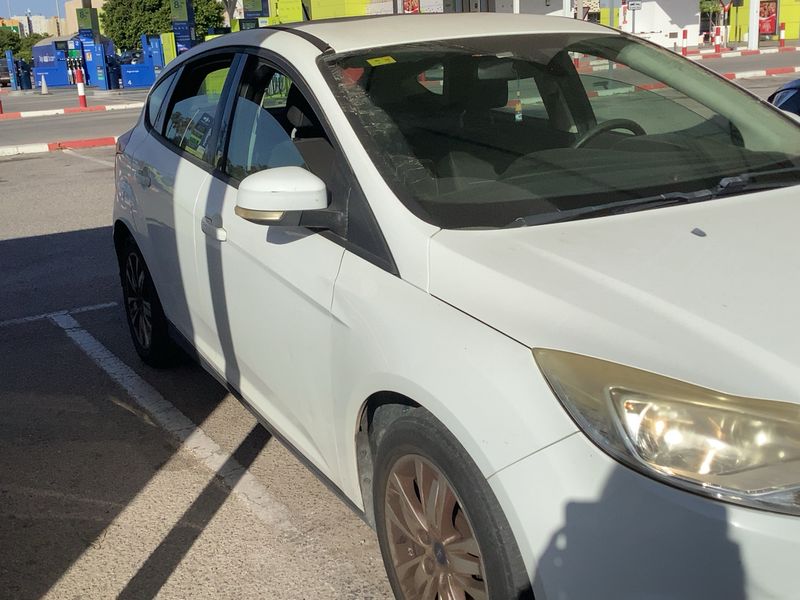 Ford Focus 1.6 TDCi Trend 2012 – снимка 12