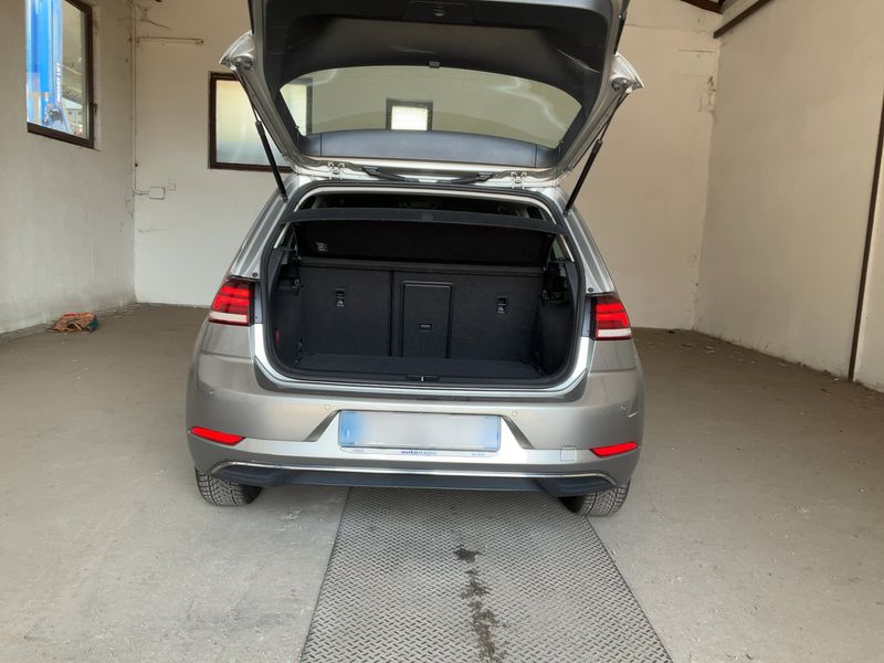 Volkswagen Golf VII 1.6 TDI Business BlueMotion Tech 2017 – снимка 15