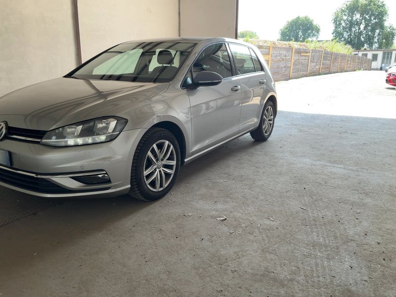 Volkswagen Golf VII 1.6 TDI Business BlueMotion Tech 2017 – снимка на щета 2
