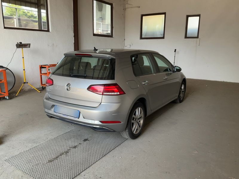 Volkswagen Golf VII 1.6 TDI Business BlueMotion Tech 2017 – снимка 8