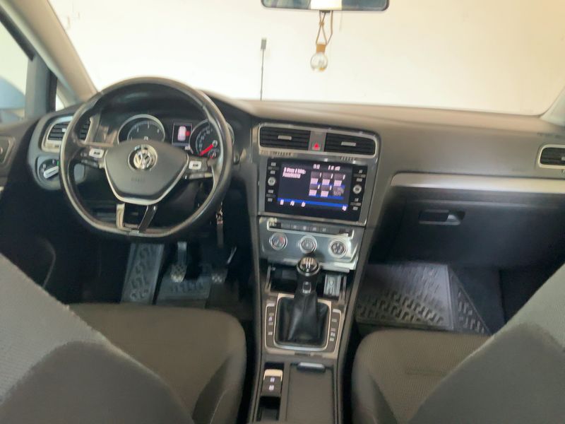 Volkswagen Golf VII 1.6 TDI Business BlueMotion Tech 2017 – снимка 17