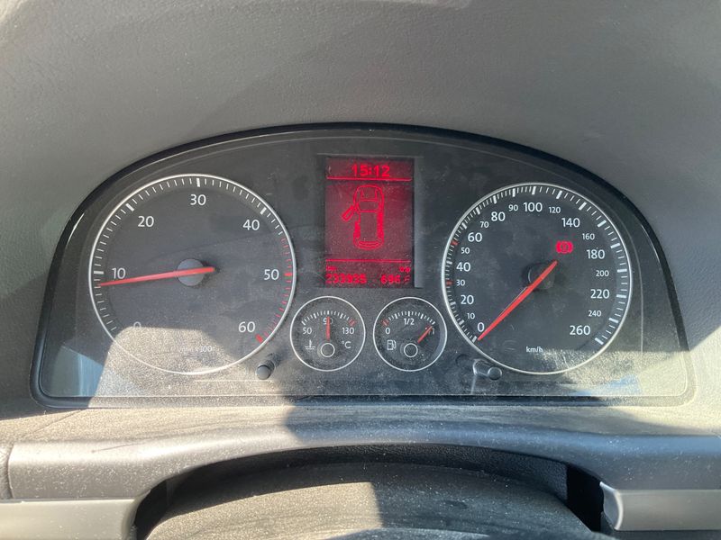 Volkswagen Touran 2.0 TDI Highline 2005 – снимка 4