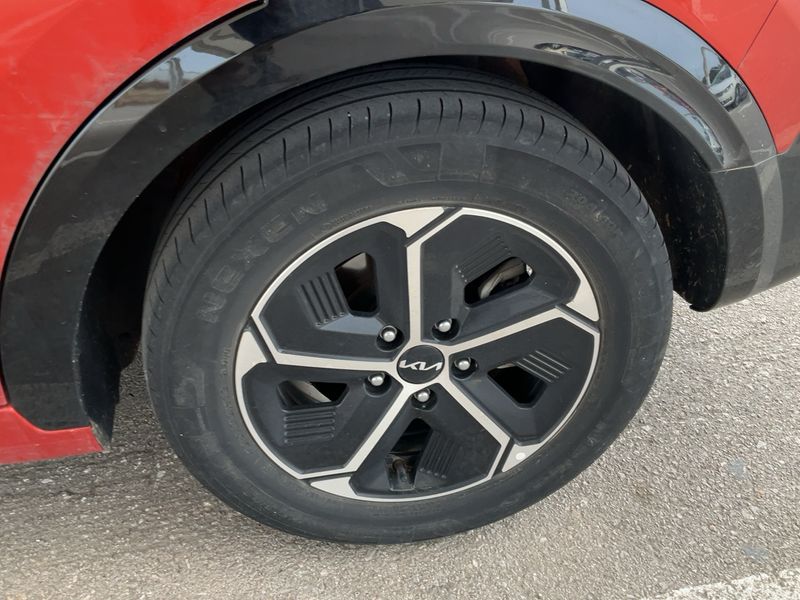 Kia Niro 1.6 Plug-in Hybrid Drive 2023 – снимка 5