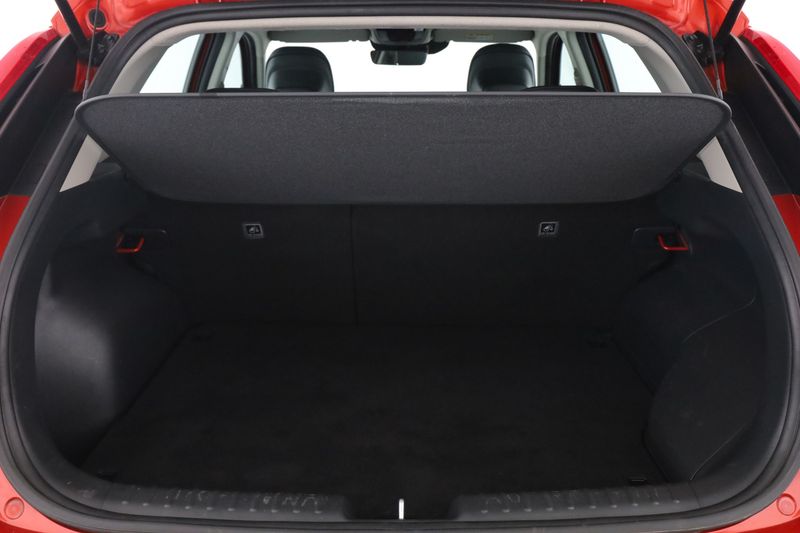 Kia Niro 1.6 Plug-in Hybrid Drive 2023 – снимка 15
