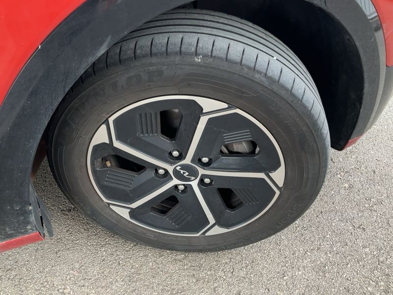 Kia Niro 1.6 Plug-in Hybrid Drive 2023 – снимка 11