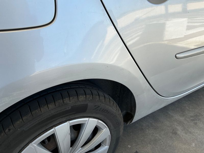 Renault Clio 1.5 dCi Expression 2011 – снимка 21