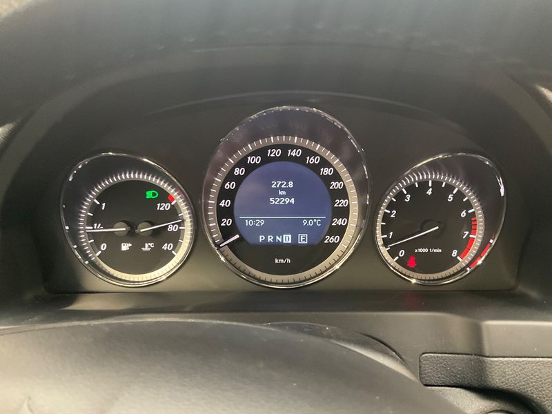 Mercedes-Benz C-Klasse C 200 CGI BlueEfficiency Elegance 2010 – снимка 18