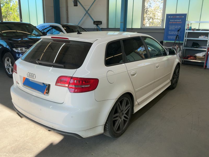 Audi S3 Sportback 2.0 TFSI quattro 2010 – снимка 8