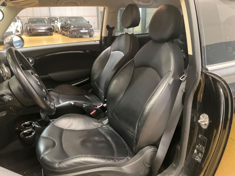 MINI Cooper D 2011 – снимка 23