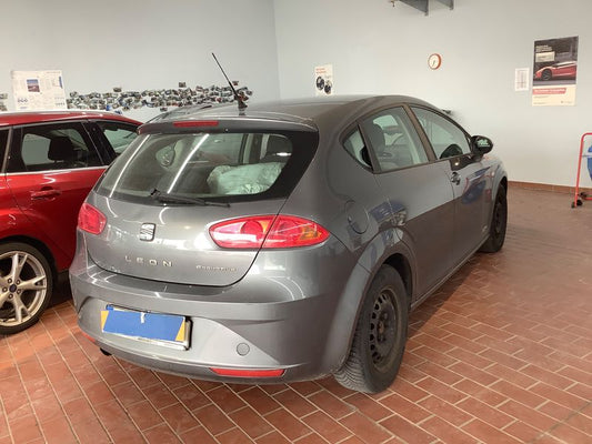 Seat Leon 1.2 TSI Reference Copa Ecomotive 2012 – снимка 2