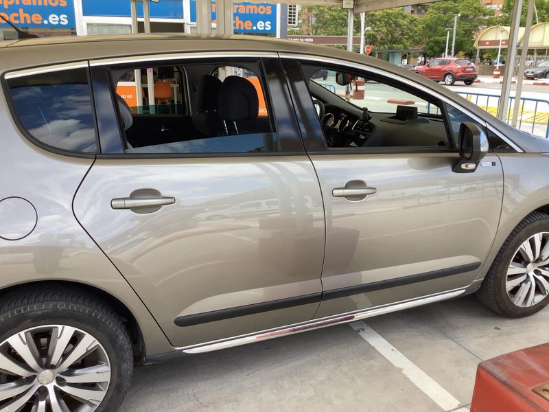Peugeot 3008 1.6 Blue-HDi Style 2016 – снимка 10