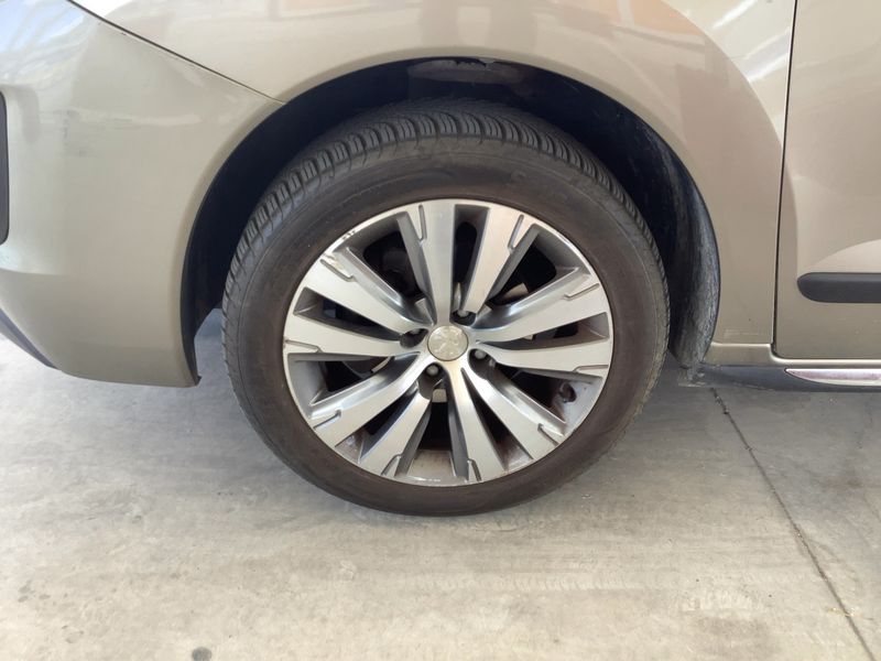 Peugeot 3008 1.6 Blue-HDi Style 2016 – снимка 3