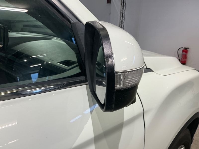 KGM Musso Grand 2.2 e-Xdi Style AWD 2025 – снимка 25