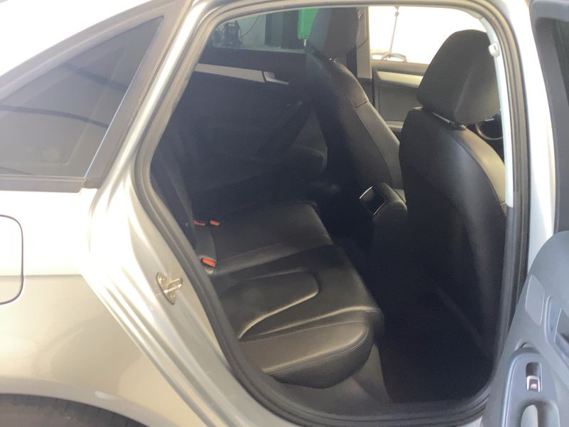 Audi A4 2.0 TDI ultra Attraction 2015 – снимка 14