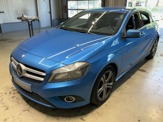 Mercedes-Benz A-Klasse A 220 CDI BlueEfficiency Urban НЕЗАБАВНА ПОКУПКА снимка 1