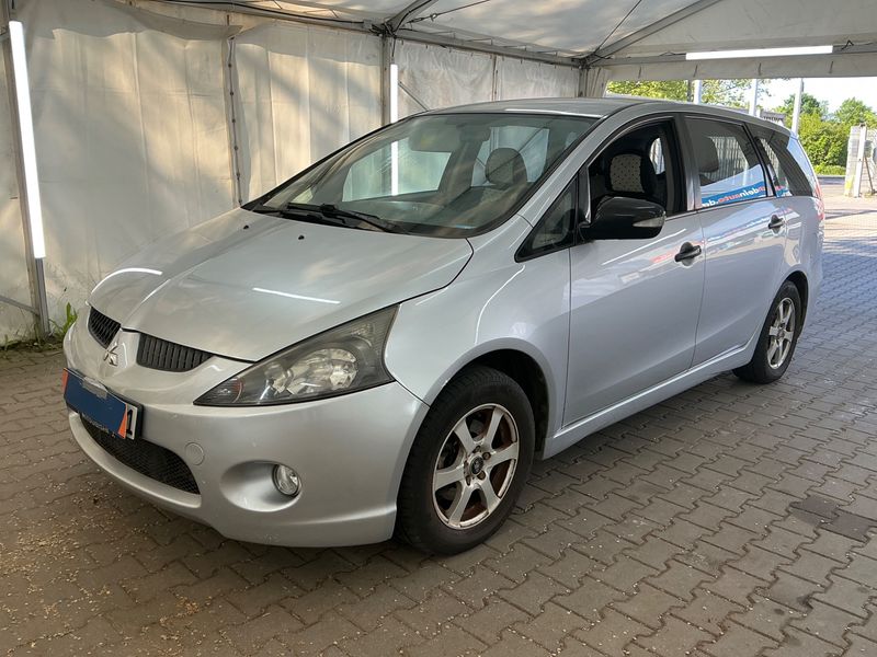 Mitsubishi Grandis 2.0 DI-D Intense 2009 – снимка 1