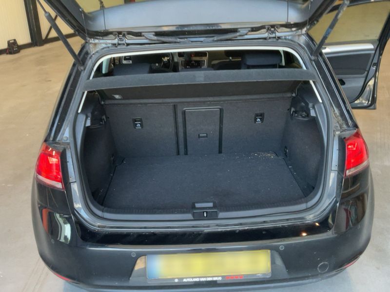 Volkswagen Golf VII 1.6 TDI Comfortline BlueMotion Tech 2016 – снимка 15