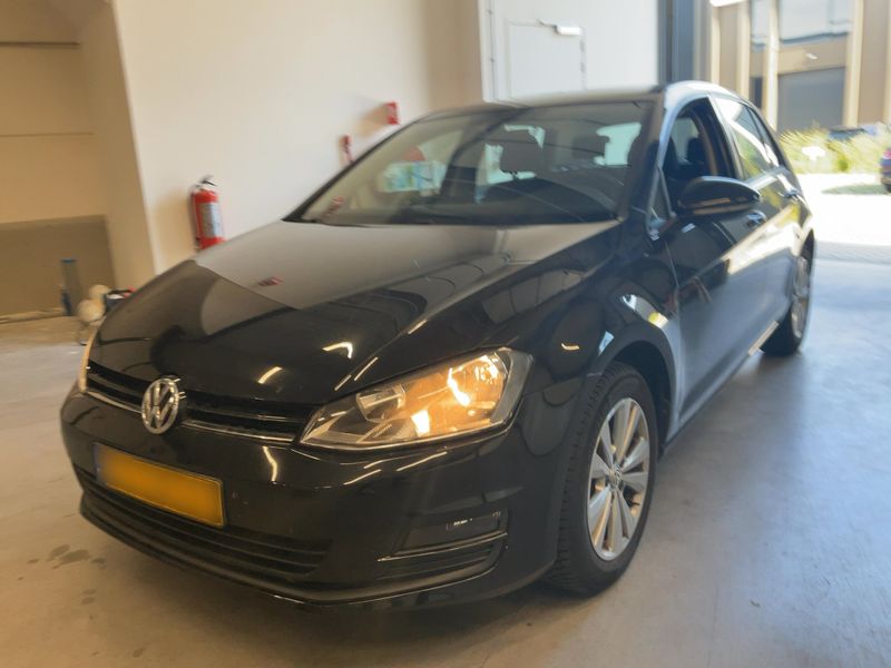 Volkswagen Golf VII 1.6 TDI Comfortline BlueMotion Tech 2016 – снимка 1