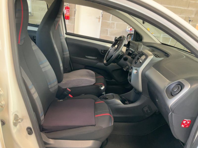 Peugeot 108 1.0 VTi Active 2016 – снимка 16