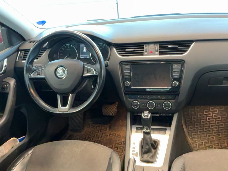 Skoda Octavia 2.0 TDI Elegance 2014 – снимка 18