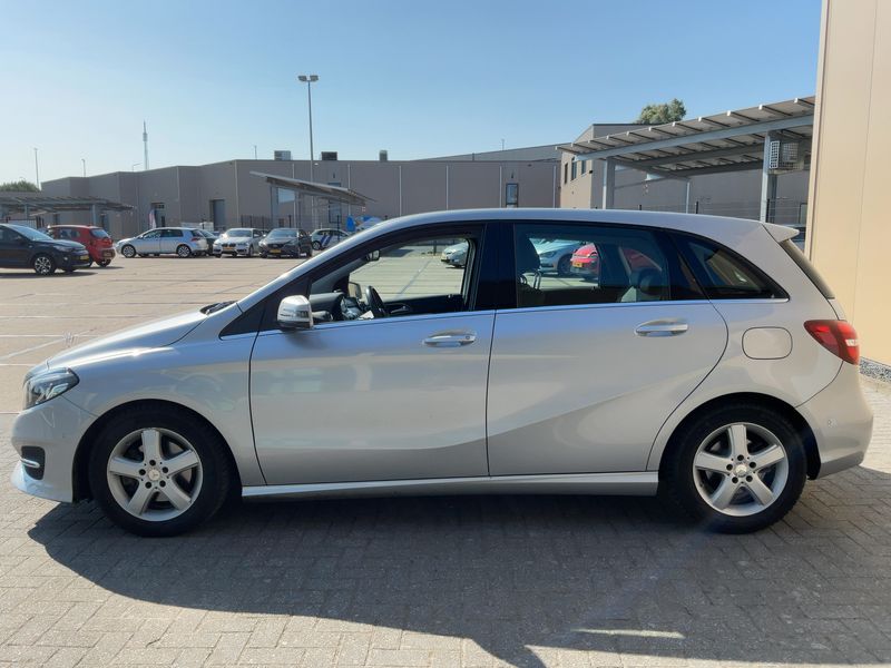 Mercedes-Benz B-Klasse B 200 CDI Urban 2015 – снимка 4