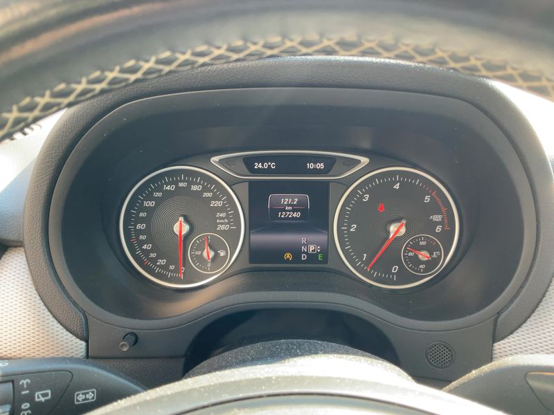 Mercedes-Benz B-Klasse B 200 CDI Urban 2015 – снимка 18