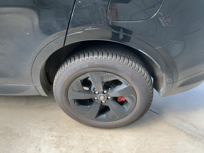 Land Rover Discovery Sport P300e Hybrid S R-Dynamic AWD 2021 – снимка 5