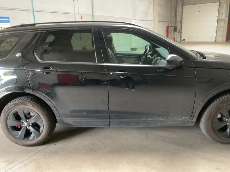Land Rover Discovery Sport P300e Hybrid S R-Dynamic AWD 2021 – снимка 10