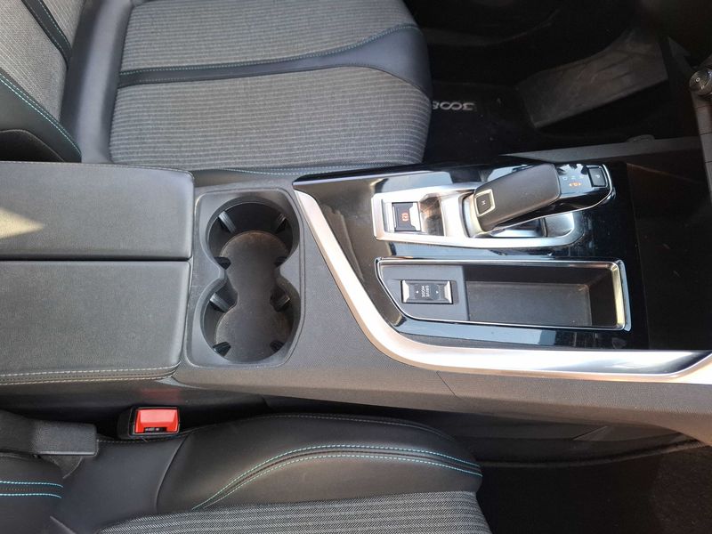 Peugeot 3008 1.2 PureTech Allure Pack 2021 – снимка 58