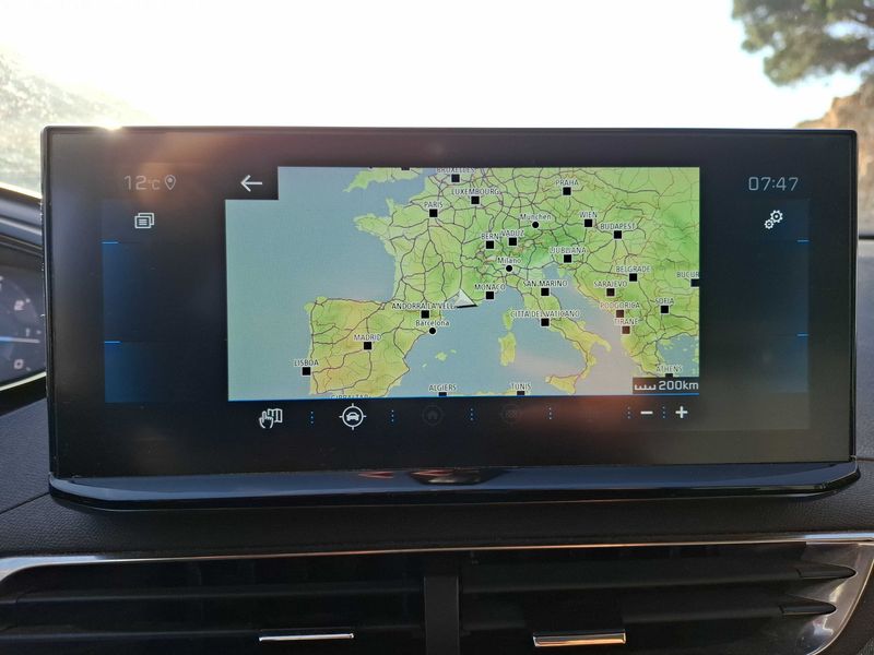Peugeot 3008 1.2 PureTech Allure Pack 2021 – снимка 13