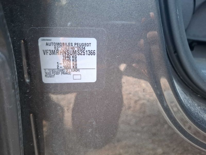 Peugeot 3008 1.2 PureTech Allure Pack 2021 – снимка 20
