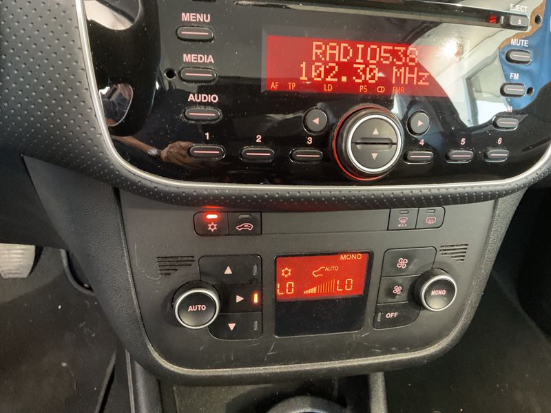 Fiat Punto Evo 1.3 JTD Dynamic 2011 – снимка 6