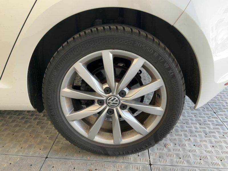 Volkswagen Golf VII 1.4 TSI Highline BlueMotion Tech 2013 – снимка 5