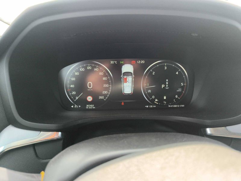 Volvo V60 2.0 B4 Mild-Hybrid Momentum 2021 – снимка 12