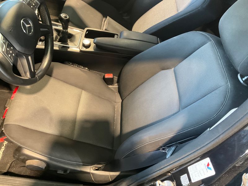 Mercedes-Benz C-Klasse C 200 CDI T BlueEfficiency Classic 2012 – снимка 37