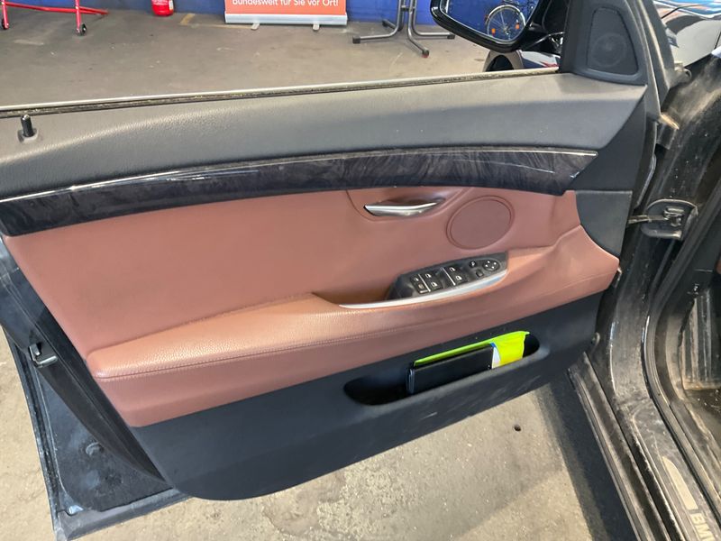 BMW 5er 530d GT 2010 – снимка 30