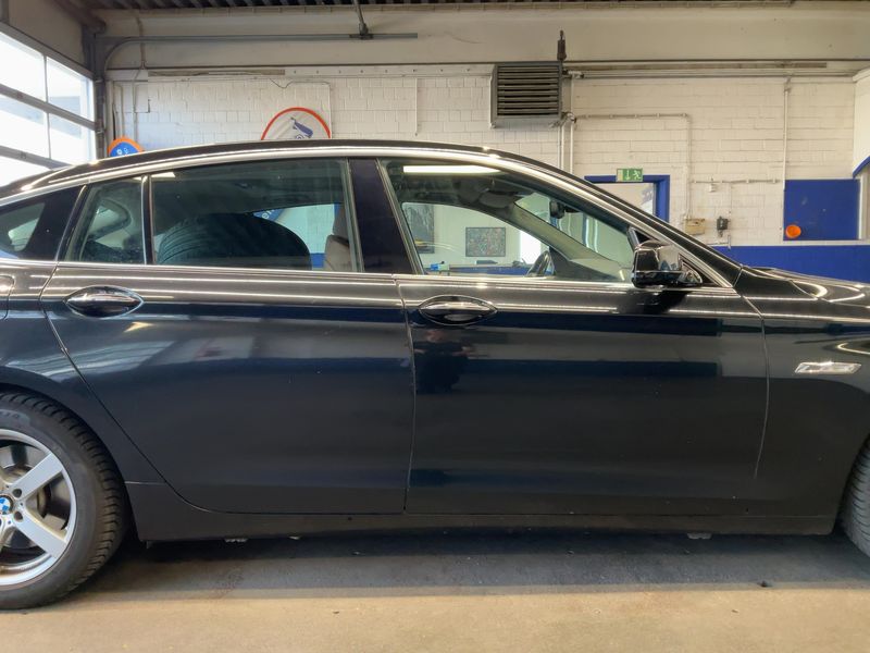 BMW 5er 530d GT 2010 – снимка 10