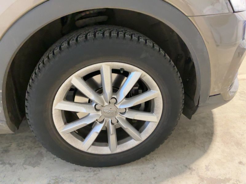 Audi Q3 1.4 TFSI ACT 2016 – снимка 11