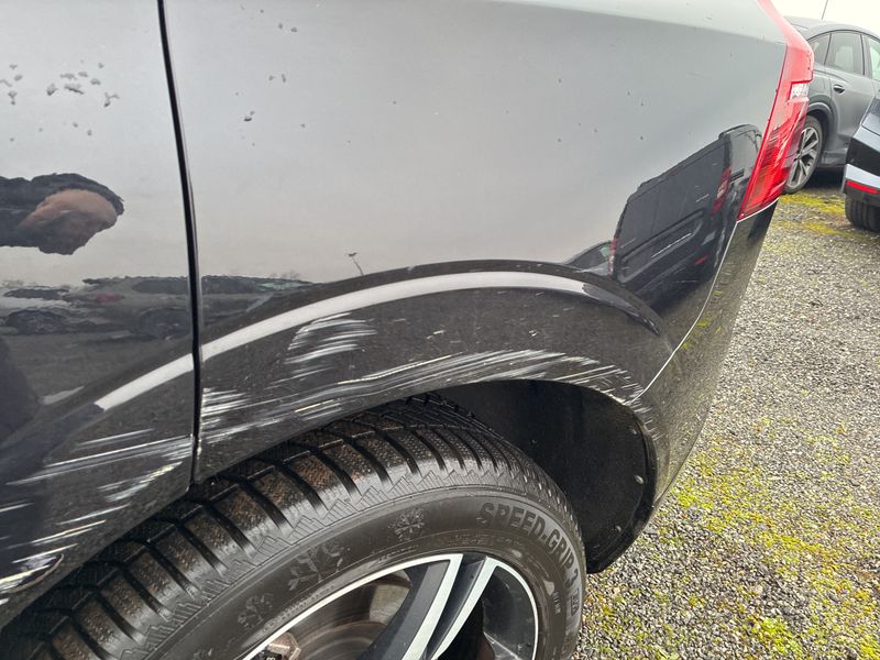 Volvo XC60 2.0 B4 Diesel Mild-Hybrid R Design AWD 2020 – снимка 33