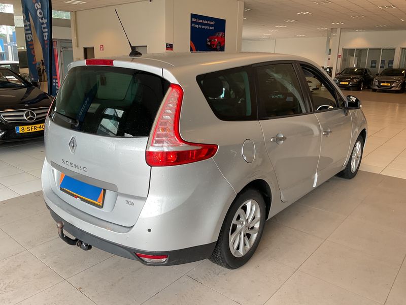 Renault Grand Scenic 1.4 TCe Dynamique 2011 – снимка 2