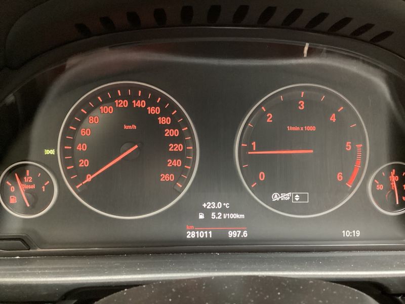 BMW 5er 518d 2014 – снимка 19