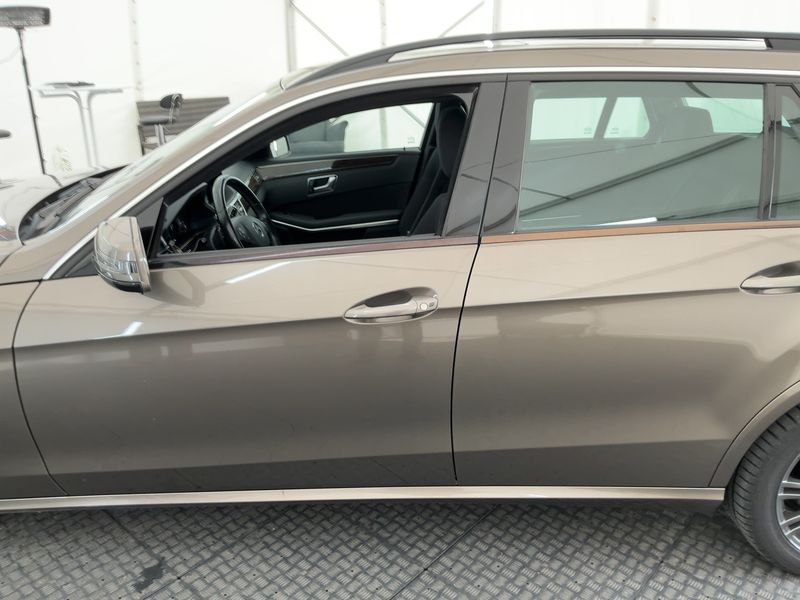 Mercedes-Benz E-Klasse E 350 CDI T 4Matic 2011 – снимка 4