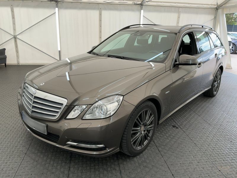 Mercedes-Benz E-Klasse E 350 CDI T 4Matic 2011 – снимка 1