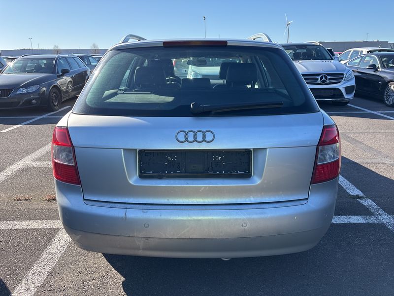 Audi A4 1.9 TDI 2004 – снимка 4