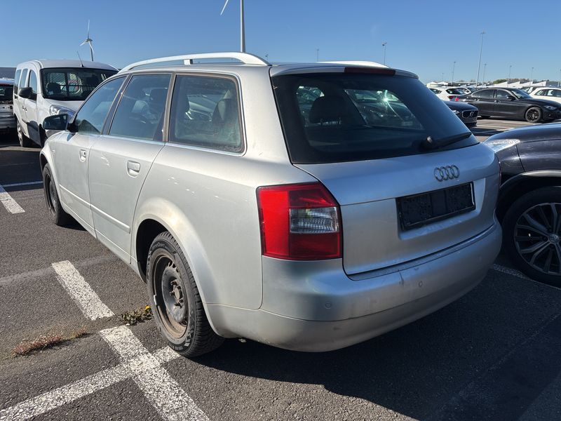Audi A4 1.9 TDI 2004 – снимка 3